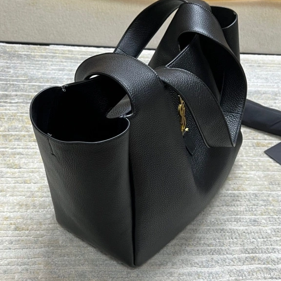 YSL LE 7 À 5 BEA 0723